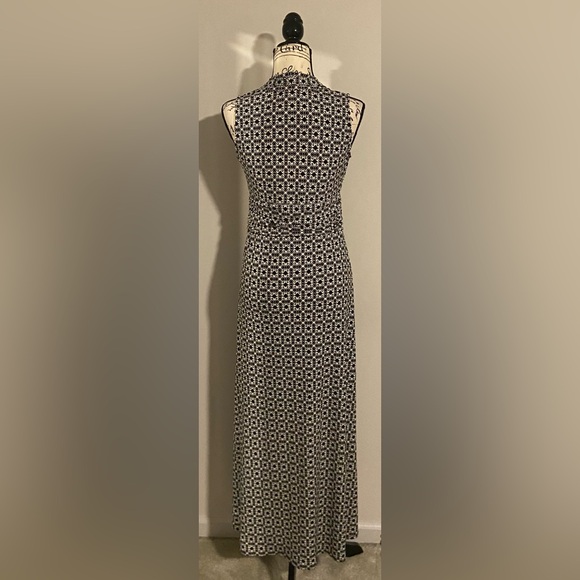 Vince Camuto “Geo Print” Sleeveless Maxi Dress - Picture 5 of 13